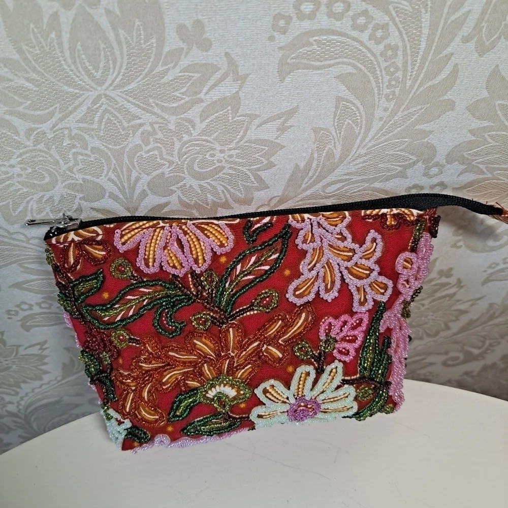 Hand Beaded Silk Pouch with Matching Lipstick Case Vintage EUC
